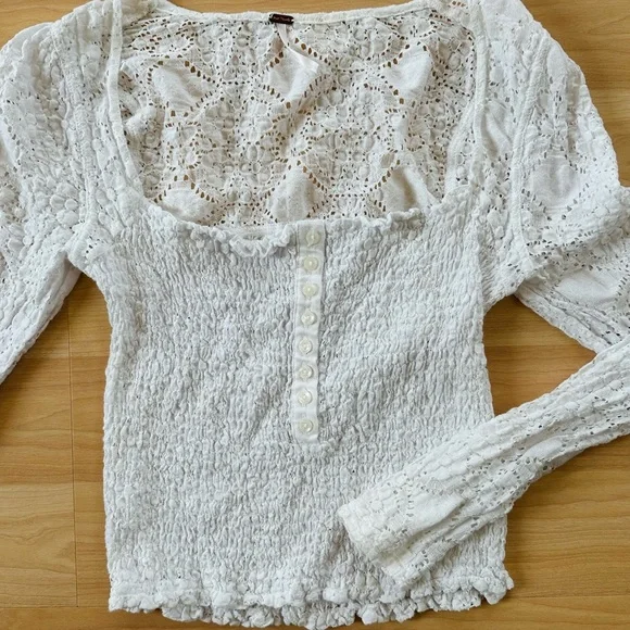 Free People Confection Top in Evening Cream - Picture 4 of 11